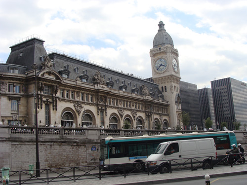 L'une des nombreuses gares de Paris...